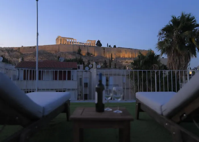 Acropolis Hill House