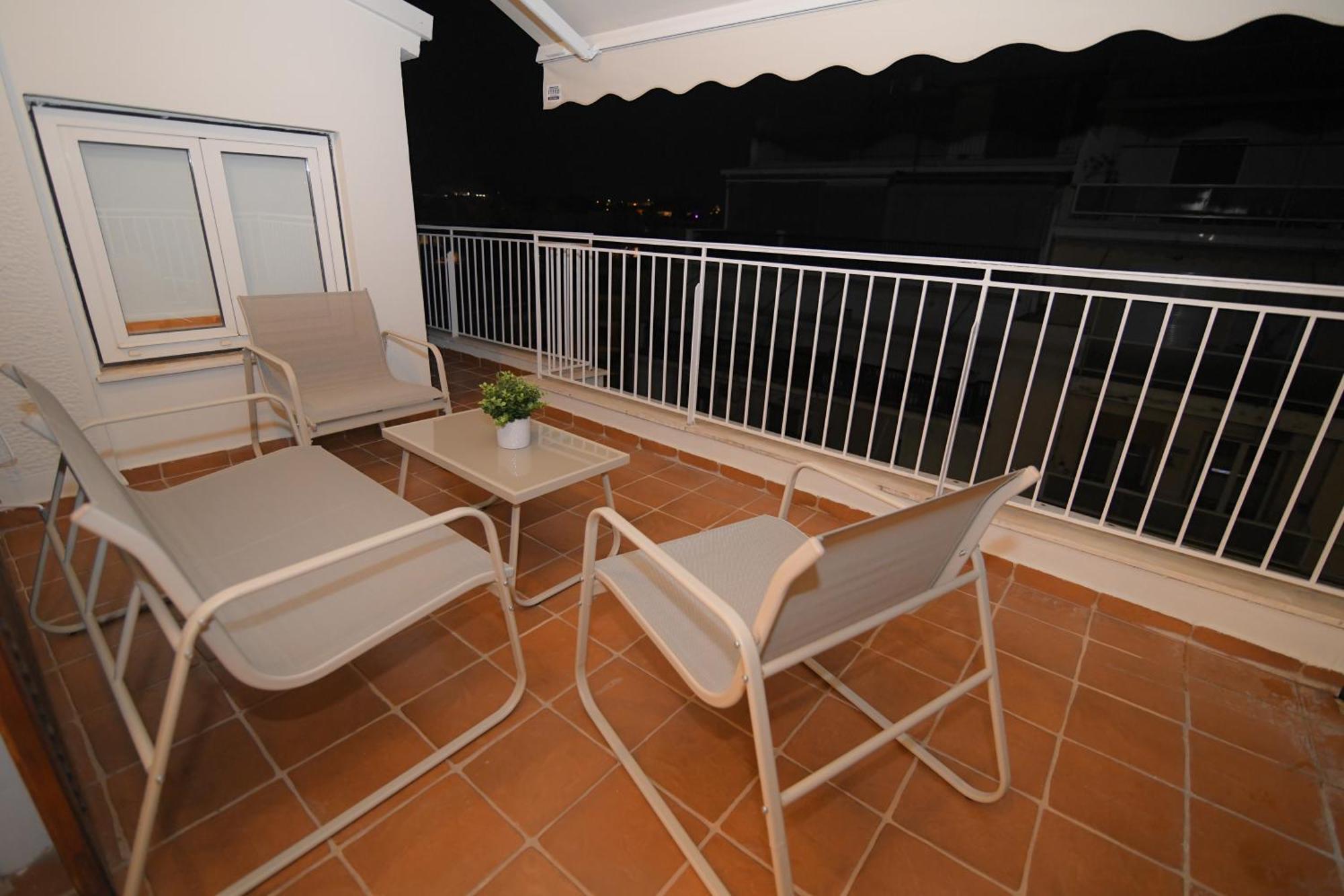 Acropolis Hill House
